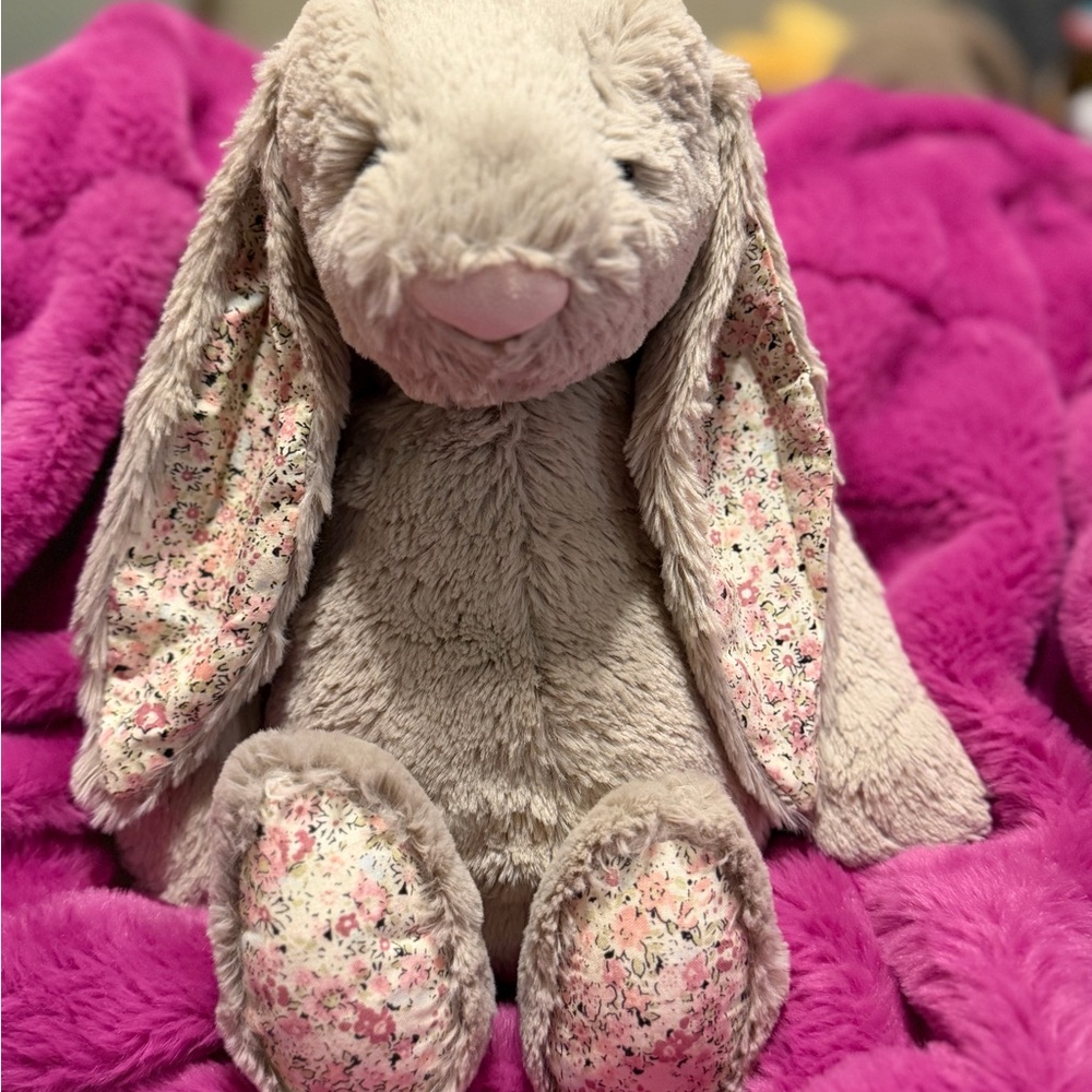 Jellycat Blossom Bea Beige Bunny